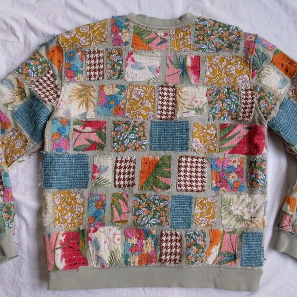 Round Two Quilted Patchwork Crewneck Sweatshirt Retro Mens Size Small - Picture 13 of 15